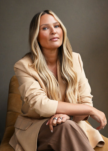 CASSIE LOMAS